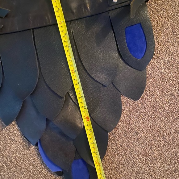 Leather blue and black handmade halter bra and belt/skirt - Picture 4 of 7